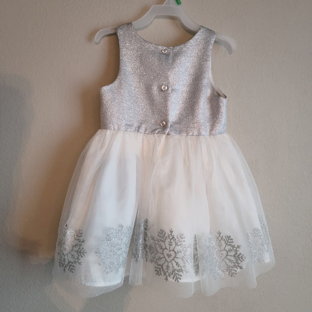 Dress - Picture 2 of 7